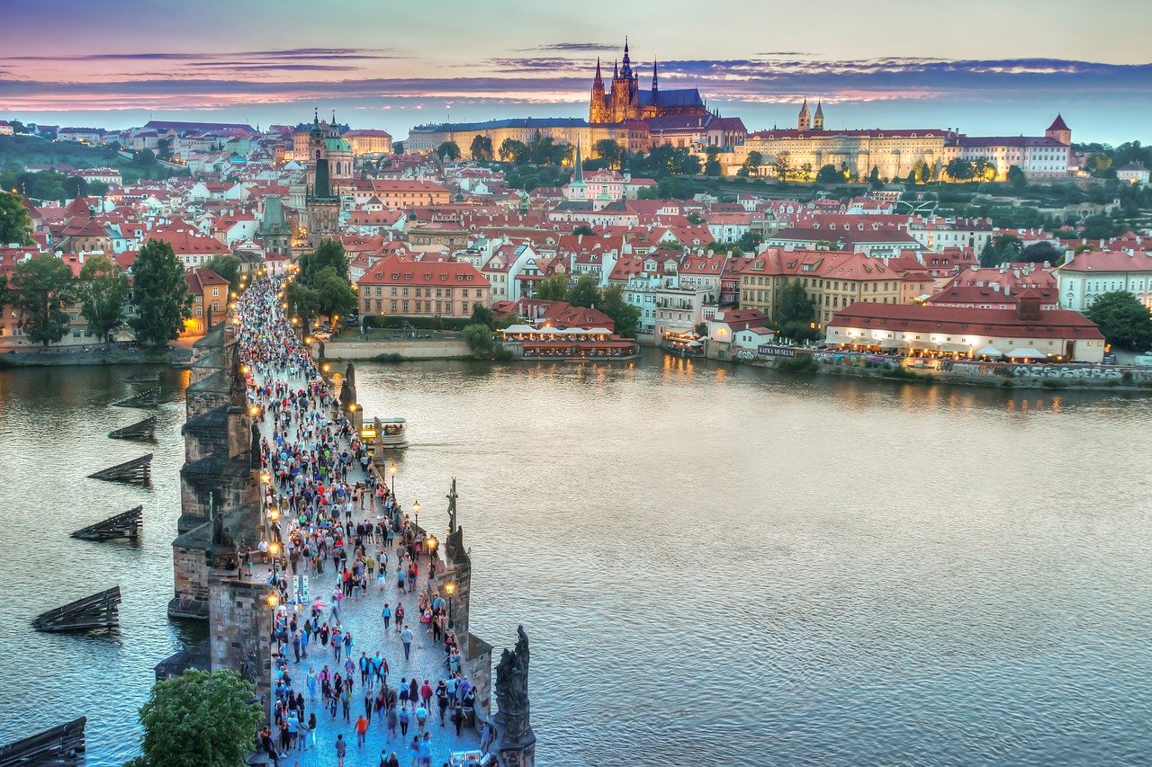 Wycieczka jednodniowa do Pragi. Jak zorganizować?